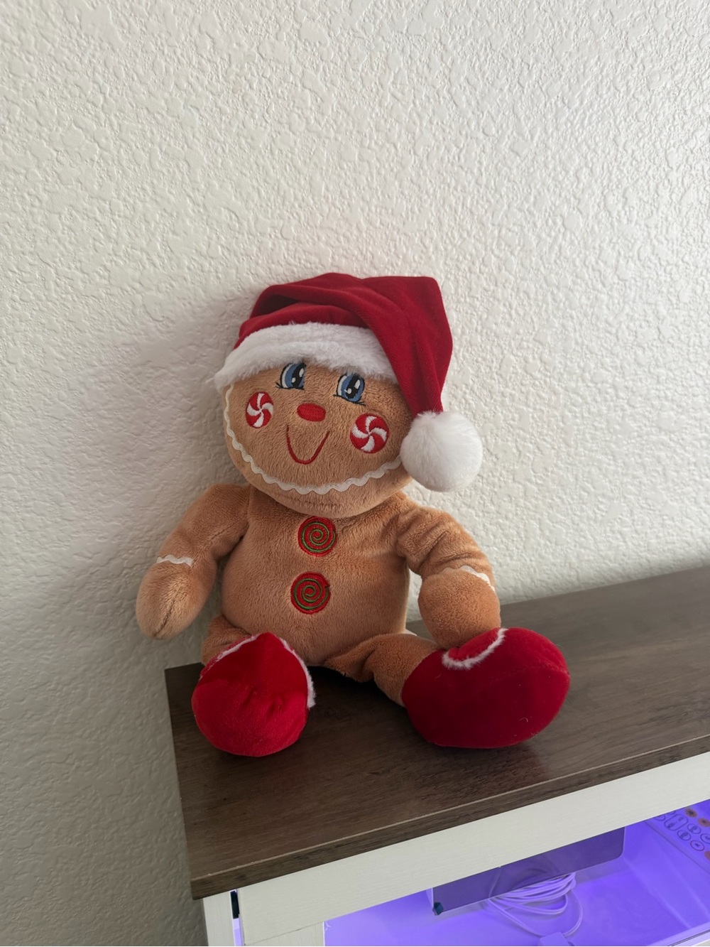 Vintage Dan Dee Collector's Choice Gingerbread Man Plush with Santa Hat (2009)